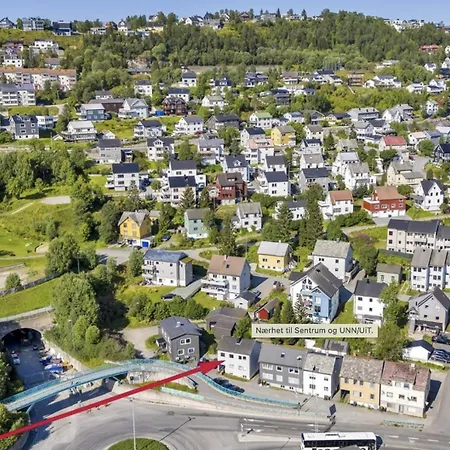 Aurora Homes - With View Apartment